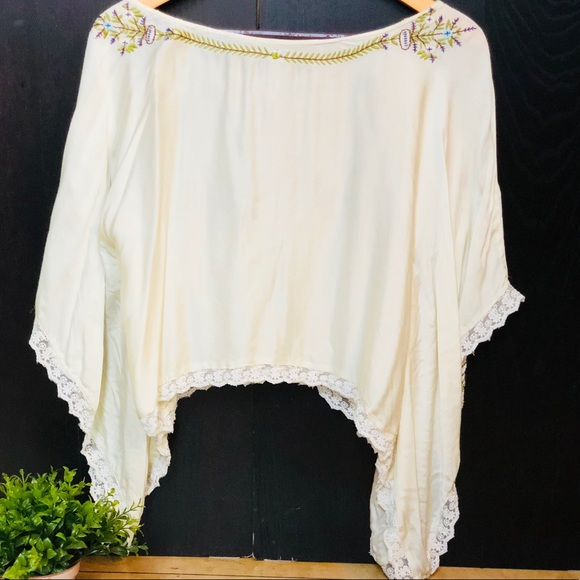 🌵FREE PEOPLE🌵 EMBROIDERED TOP - Picture 2 of 6